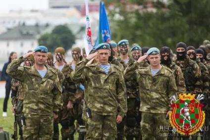 Лицарі неба »підкорили столицю - про десант без кордонів (неба) Лицарі неба »підкорили столицю - про десант без кордонів
