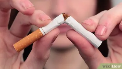 Як освітлити темну верхню губу