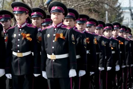 Як віддати дитину в кадетську школу