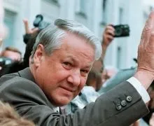 Поруч з президентом