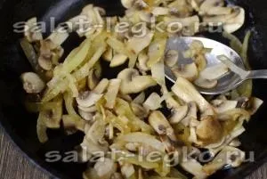 Салат - Рафаелло, рецепт з куркою, грибами і морквою по корейськи (м'ясо) Салат - Рафаелло, рецепт з куркою, грибами і морквою по корейськи