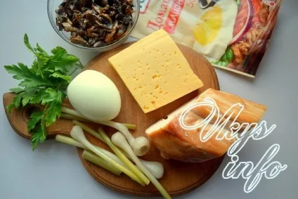 Салат «Рафаелло» з куркою і грибами - рецепт з фото (салат) Салат «Рафаелло» з куркою і грибами - рецепт з фото