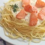 Сациві з курки по-грузинськи - це відмінний спосіб здивувати гостей смачним блюдом з найбільш