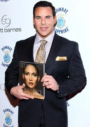 Scott barnes pressed powder відчуй себе джей ло відгуки (декоративна косметика) Scott barnes pressed powder відчуй себе джей ло відгуки
