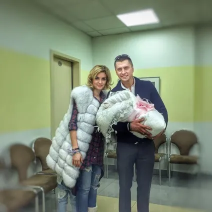 Сімейний людина актор Павло Прилучний хто його дружина скільки дітей (актор) Сімейний людина актор Павло Прилучний хто його дружина скільки дітей