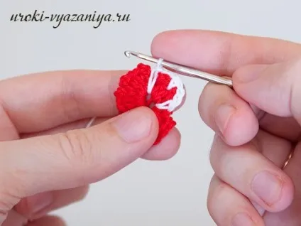 Шапочка для дівчинки гачком схеми на всі пори року (схеми) Шапочка для дівчинки гачком схеми на всі пори року