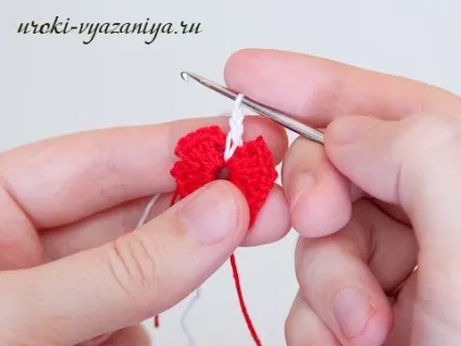 Шапочка для дівчинки гачком схеми на всі пори року (шапочка) Шапочка для дівчинки гачком схеми на всі пори року