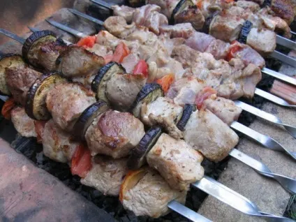 Шашлик маринований в помідорах - рецепти з фото (дадаеда) Шашлик маринований в помідорах - рецепти з фото