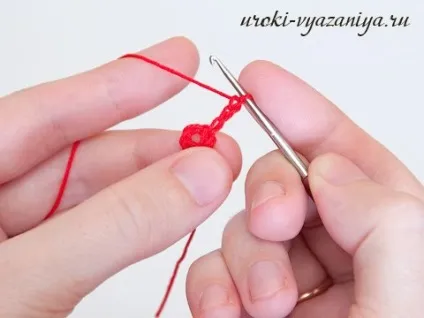 Шапочка для дівчинки гачком схеми на всі пори року (шапочка на осінь) Шапочка для дівчинки гачком схеми на всі пори року
