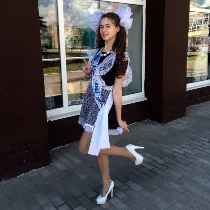 Школа, дівчата