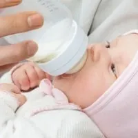 Скільки потрібно годувати новонародженого харчуванням нан (скільки) Скільки потрібно годувати новонародженого харчуванням нан