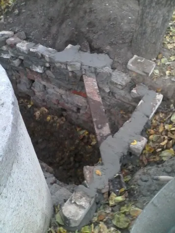 Зливна яма в приватному будинку своїми руками (приватному) Зливна яма в приватному будинку своїми руками