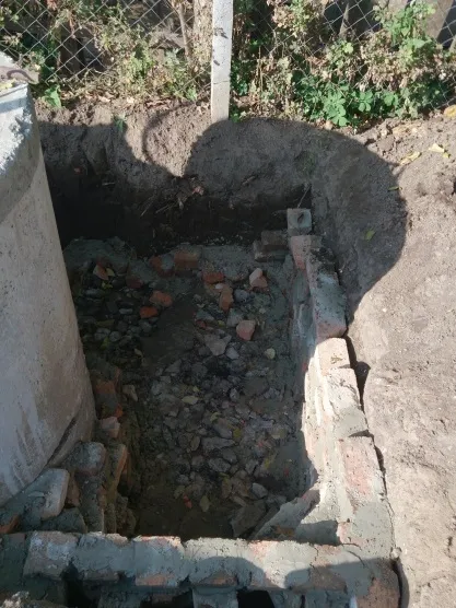 Зливна яма в приватному будинку своїми руками (приватному) Зливна яма в приватному будинку своїми руками