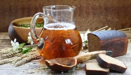 Скільки калорій в квасі домашньому, хлібному або магазинному (чи можна його вживати під час дієти) Скільки калорій в квасі домашньому, хлібному або магазинному