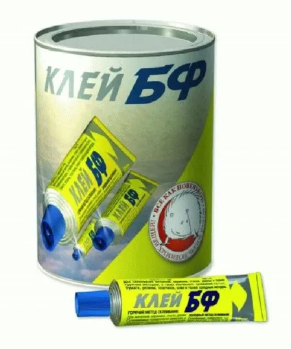 Сльоза комсомолки, поцілунок тітки клави - і інші божевільні коктейлі - мережа магазинів справа смаку (блог про самогоноваріння) Сльоза комсомолки, поцілунок тітки клави - і інші божевільні коктейлі - мережа магазинів справа смаку
