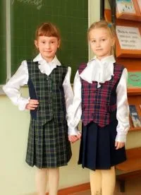 Список одягу в школу (школу) Список одягу в школу