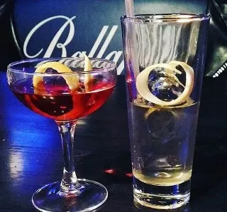 Stay true bar, головна