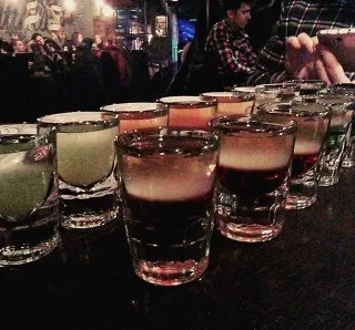Stay true bar, головна