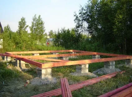Будівництво альтанки з односхилим дахом (кут нахилу даху) Будівництво альтанки з односхилим дахом