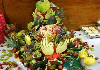 Весілля в ягідному стилі смачні декорації свята! (Ягідному) Весілля в ягідному стилі смачні декорації свята!