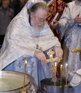 Свята вода, коли набирати в 2018 році (в 2018 році) Свята вода, коли набирати в 2018 році