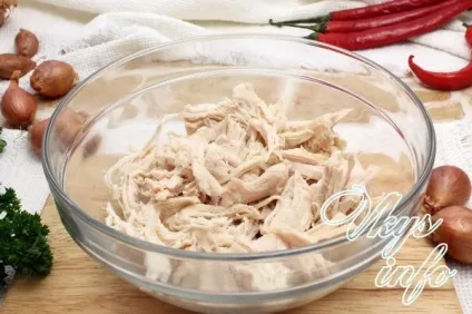 Тайський салат з куркою і грейпфрутом для схуднення (куркою) Тайський салат з куркою і грейпфрутом для схуднення