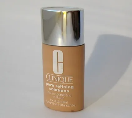 Тести тональних засобів givenchy, maybelline, clinique