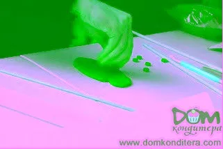 Туфлі з цукрової мастики