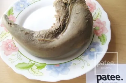 Тушкований яловичий язик - рецепт з фотографіями - patee (яловичий) Тушкований яловичий язик - рецепт з фотографіями - patee
