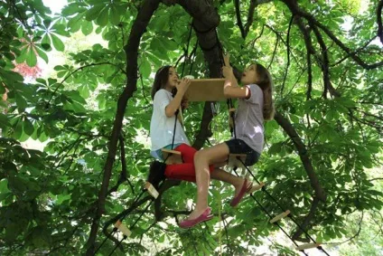 Tree cafe - кафе на природі від byggstudio