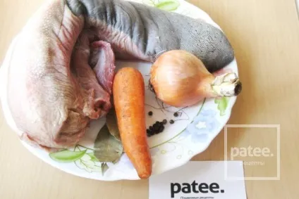 Тушкований яловичий язик - рецепт з фотографіями - patee (мова) Тушкований яловичий язик - рецепт з фотографіями - patee