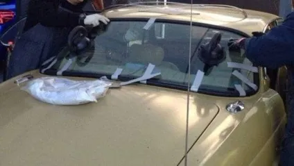 Установка і заміна лобового скла автомобіля своїми руками - легка справа (скла) Установка і заміна лобового скла автомобіля своїми руками - легка справа