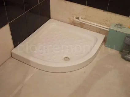 Установка керамічного душового піддону (душового) Установка керамічного душового піддону