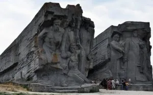 Все про аджимушкайських каменоломнях в керчи як дістатися, фото, музей, опис (каменоломнях) Все про аджимушкайських каменоломнях в керчи як дістатися, фото, музей, опис