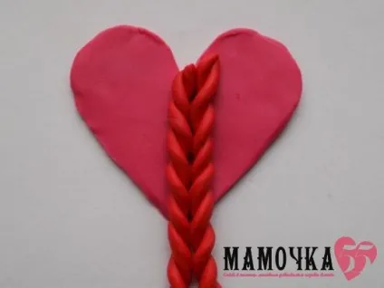 'Язані »серце з пластиліну