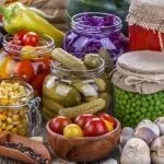 Хрусткі мариновані огірочки найпростіший рецепт