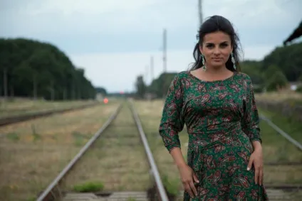 Замовити професійну художню обробку фотографії та ретуш (ретуш) Замовити професійну художню обробку фотографії та ретуш