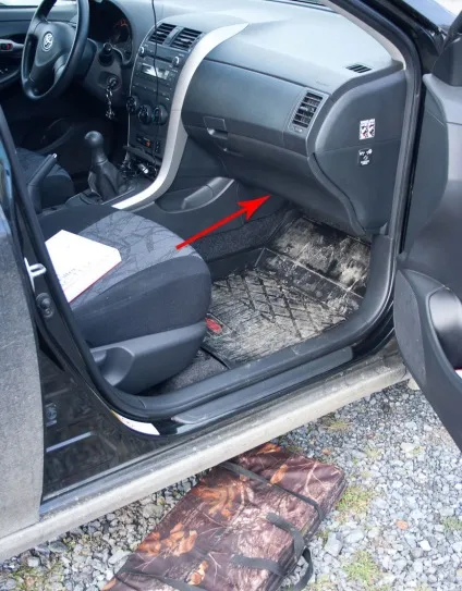 Заміна салонного фільтра в toyota corolla (салонного) Заміна салонного фільтра в toyota corolla