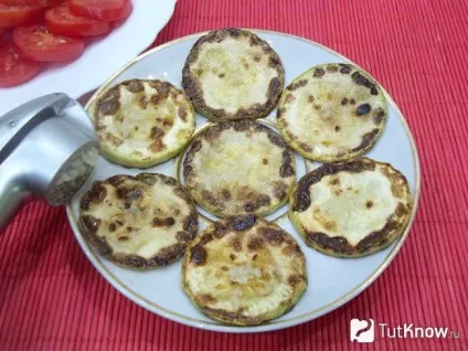 Смажені кабачки з часником і помідорами покрокове приготування