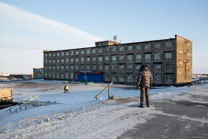Життя на краю землі (Північного морського шляху) Життя на краю землі