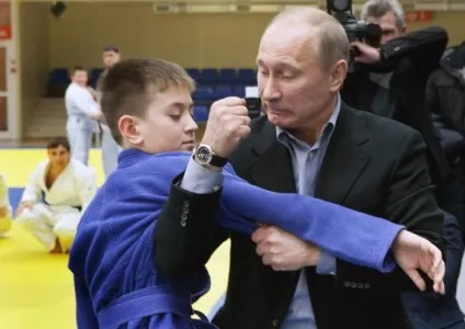 Життя Смелаа путина очима американців (28 фото) - безкоштовні фото приколи, демотиватори та (деякі) Життя Смелаа путина очима американців (28 фото) - безкоштовні фото приколи, демотиватори та
