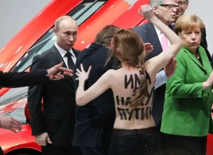 Життя Смелаа путина очима американців (28 фото) - безкоштовні фото приколи, демотиватори та (дуже) Життя Смелаа путина очима американців (28 фото) - безкоштовні фото приколи, демотиватори та