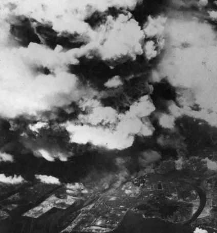 34 Страшних кадру в пам'ять про Хіросіму - новини в фотографіях (восени 1945 року) 34 Страшних кадру в пам'ять про Хіросіму - новини в фотографіях