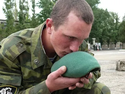 Берети в елітних військах, si vis pacem, para bellum! (ВДВ) Берети в елітних військах, si vis pacem, para bellum!