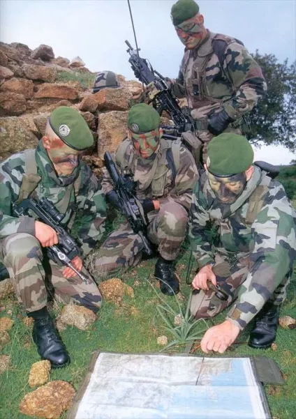 Берети в елітних військах, si vis pacem, para bellum! (Елітних) Берети в елітних військах, si vis pacem, para bellum!