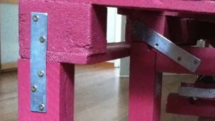 Як просто зробити ліжко з піддонів своїми руками (зробити) Як просто зробити ліжко з піддонів своїми руками