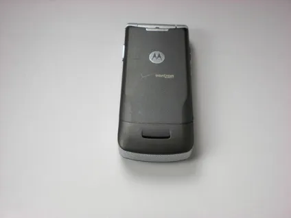 Як розібрати телефон motorola k1m, корисні статті від itcomplex (motorola) Як розібрати телефон motorola k1m, корисні статті від itcomplex