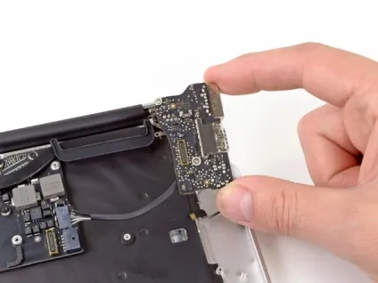 Як розібрати ноутбук apple macbook air 13 - блогофоліо роману паулова