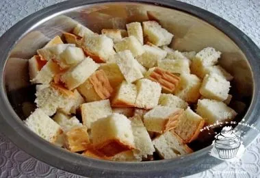 Часникові сухарики - докладний покроковий рецепт з фото (сухарики) Часникові сухарики - докладний покроковий рецепт з фото