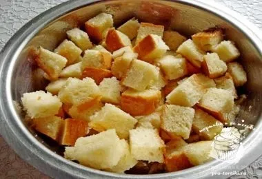 Часникові сухарики - докладний покроковий рецепт з фото (часникові) Часникові сухарики - докладний покроковий рецепт з фото